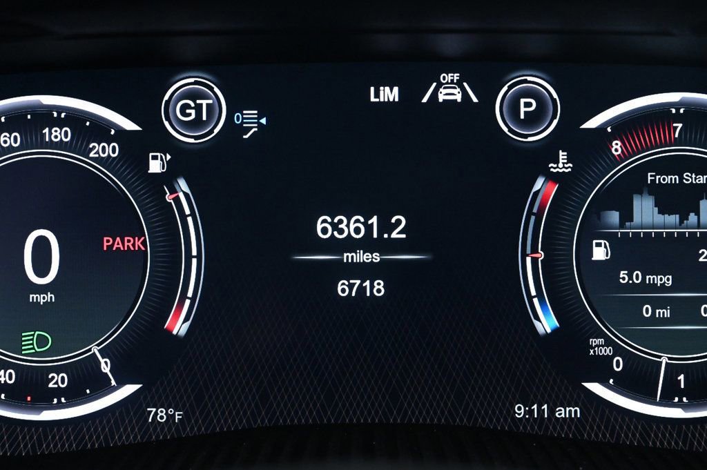 Used 2023 Aston Martin DBX 707 image 6