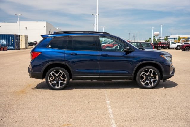 Used 2023 Honda Passport Elite image 8