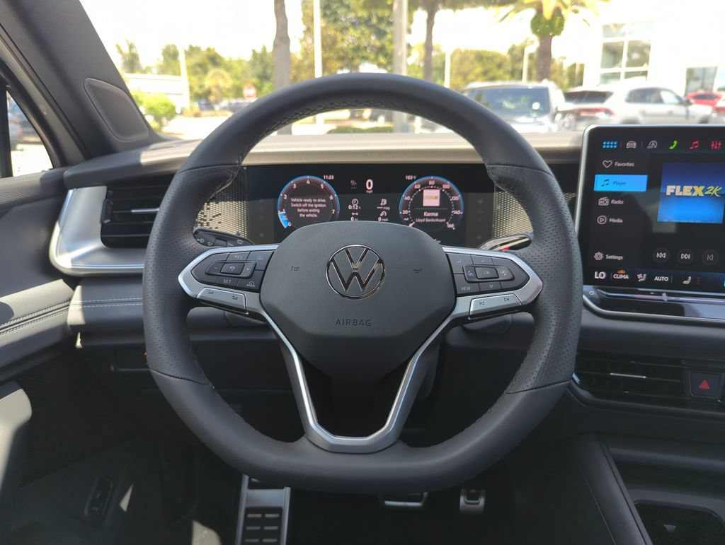 New 2026 Volkswagen Tiguan SE R-Line FWD image 26
