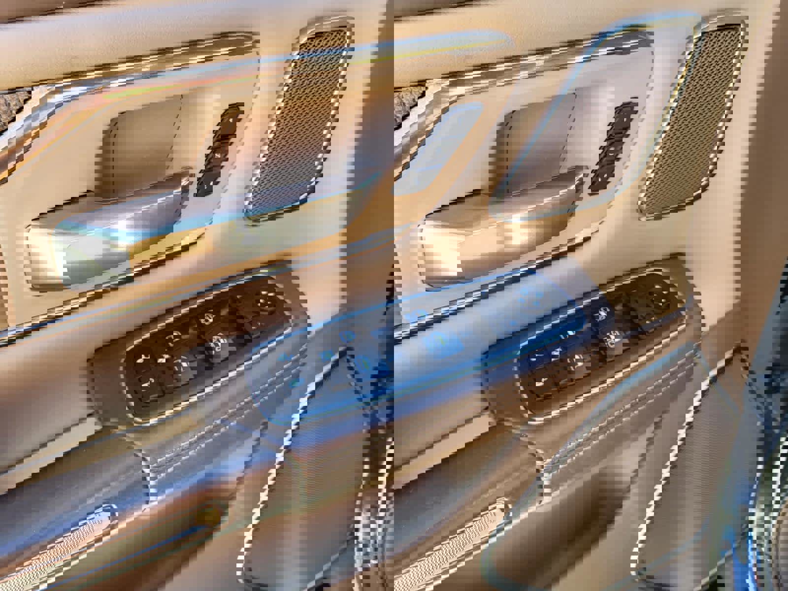 Used 2019 RAM 1500 Laramie Longhorn image 16