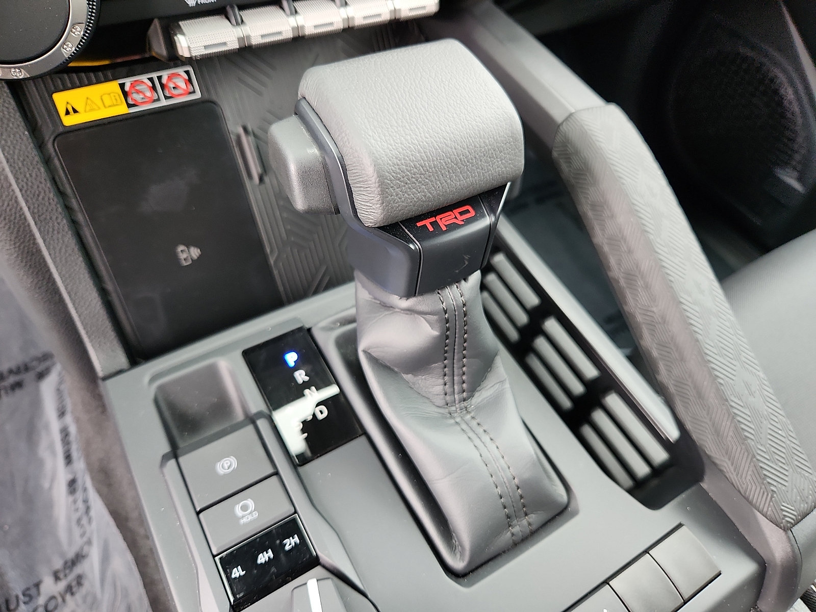 Used 2024 Toyota Tacoma TRD Off-Road AWD/4WD image 14
