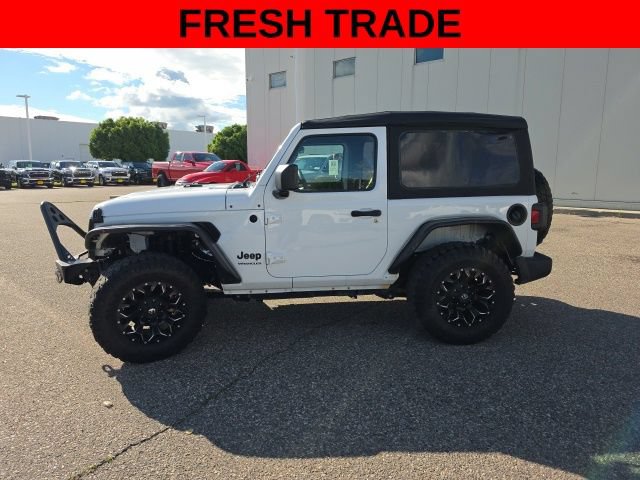 Used 2022 Jeep Wrangler Sport AWD/4WD image 4