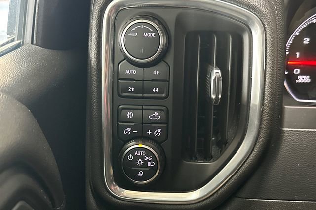 Used 2022 Chevrolet Silverado 1500 LT Trail Boss w/ Safety Package image 32