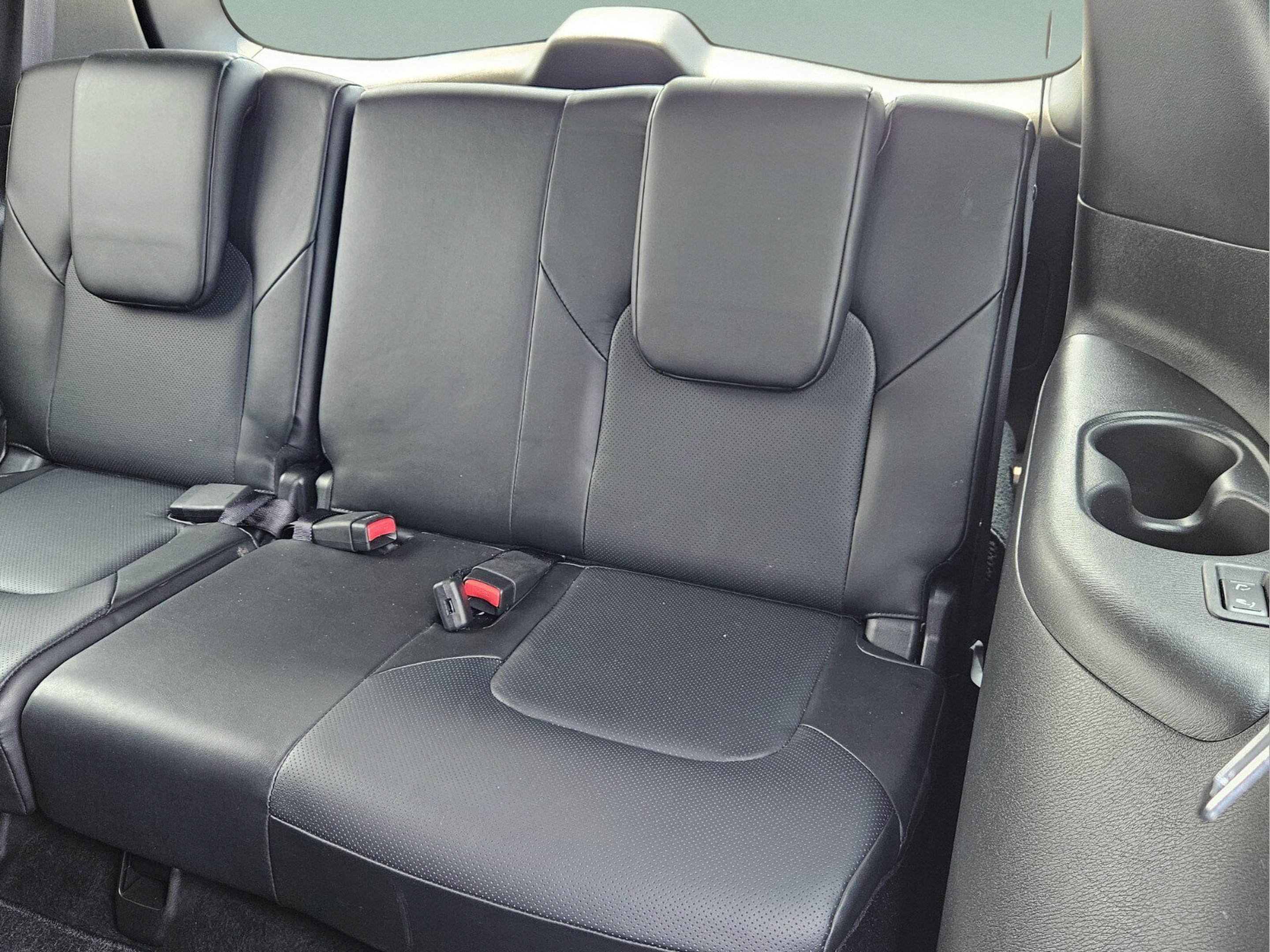 Used 2024 INFINITI QX80 Sensory AWD/4WD image 9