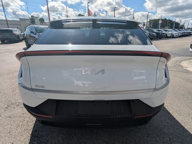 Certified 2024 Kia EV6 Light RWD image 5