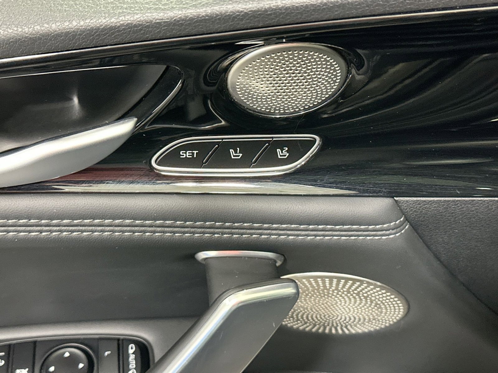 Used 2019 Kia Stinger Premium image 15