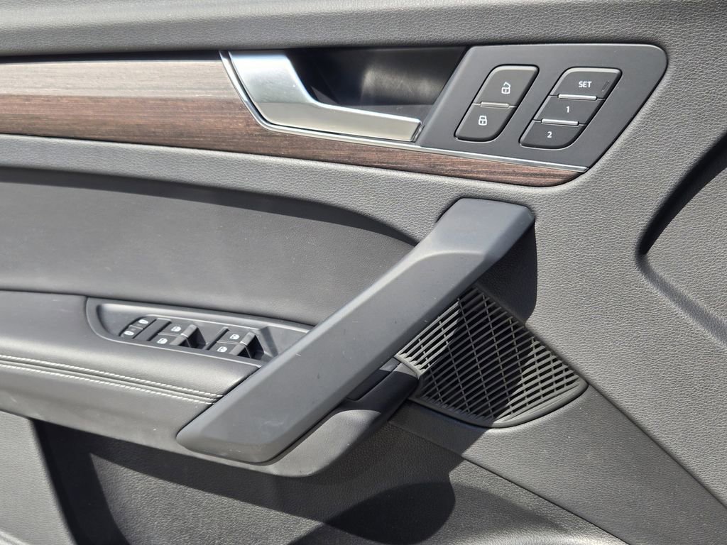 Certified 2023 Audi Q5 2.0T Prestige w/ Prestige Package image 30