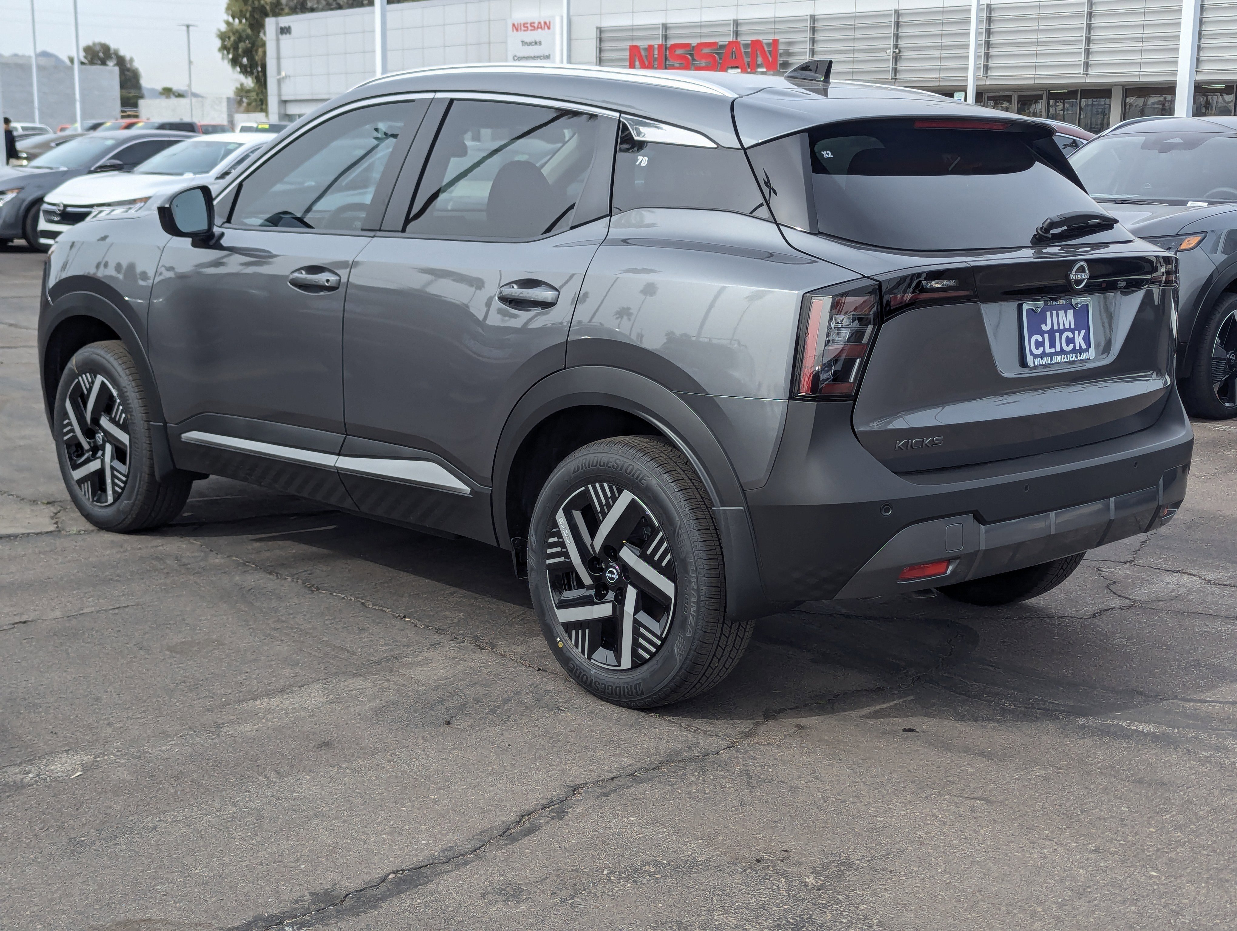 New 2026 Nissan Kicks SV image 4
