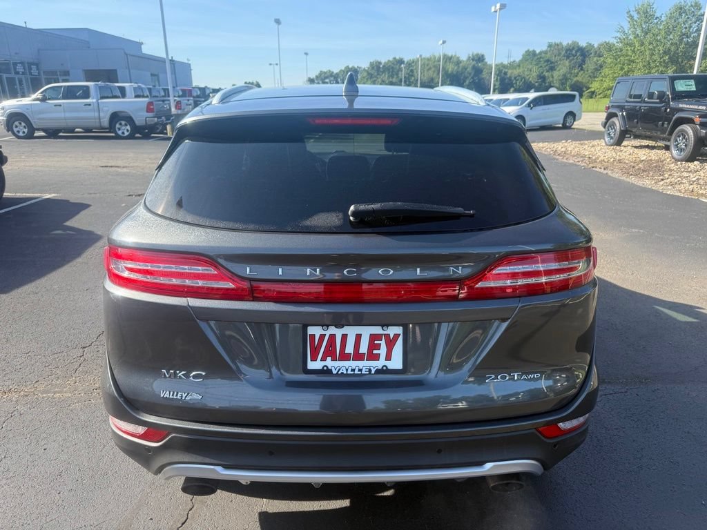 Used 2017 Lincoln MKC Select w/ Select Plus Package AWD/4WD image 5