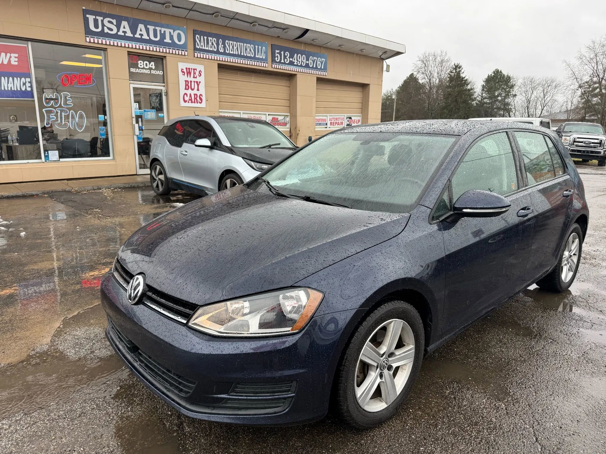 Used 2017 Volkswagen Golf Wolfsburg Edition image 2