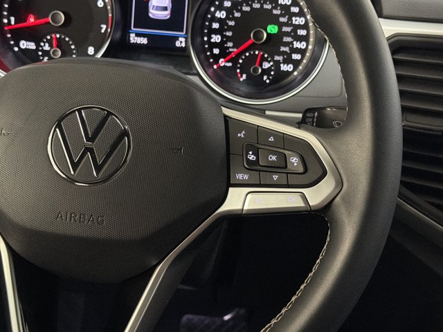 Certified 2021 Volkswagen Atlas Cross Sport SE w/ Panoramic Sunroof Package AWD/4WD image 31