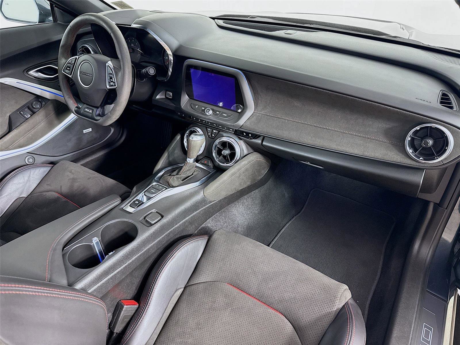Used 2019 Chevrolet Camaro ZL1 image 28