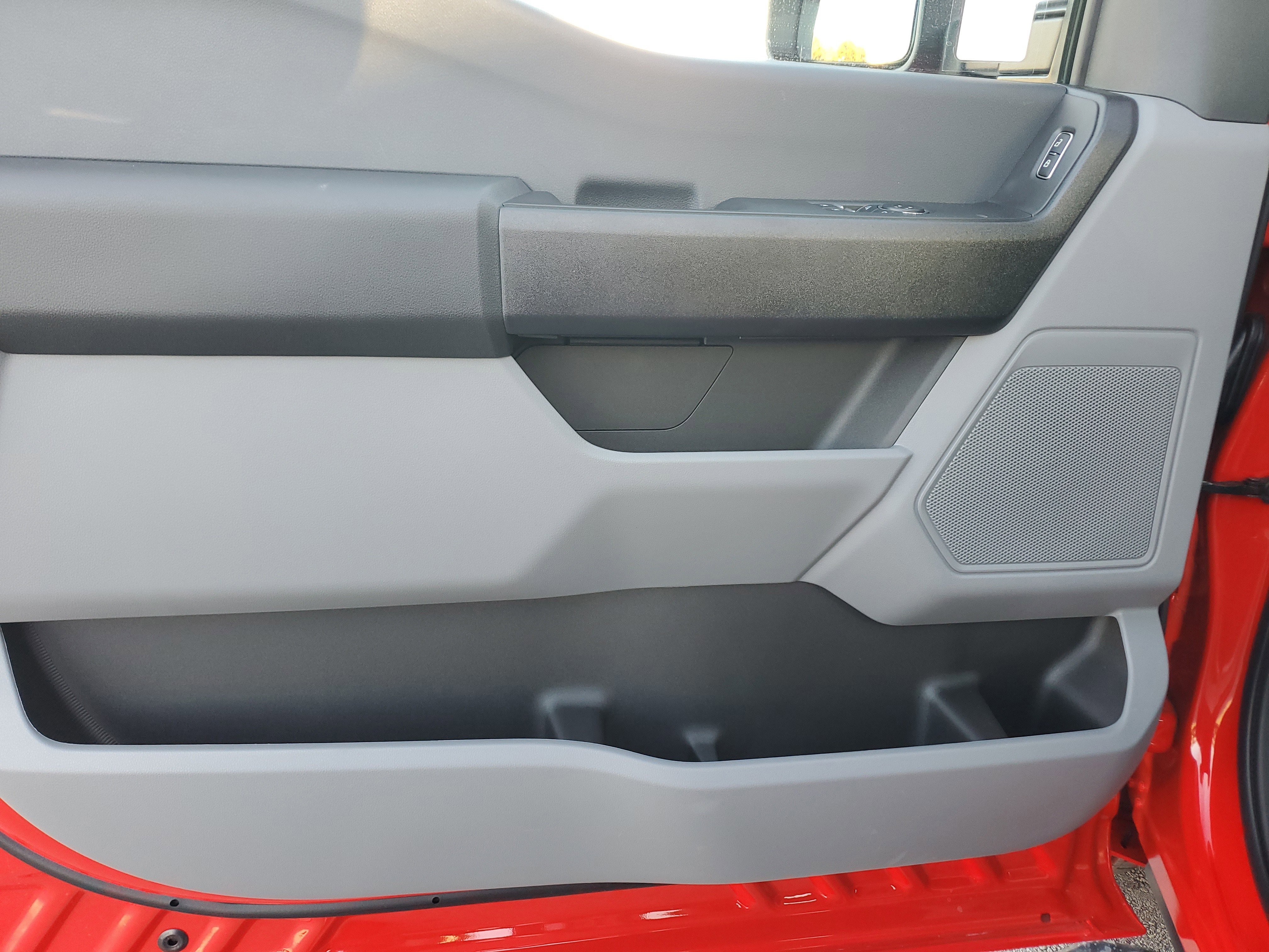 New 2026 Ford F350 XL w/ XL Chrome Package image 12