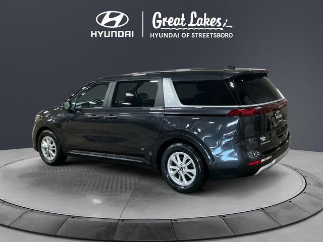 Used 2024 Kia Carnival LX image 4