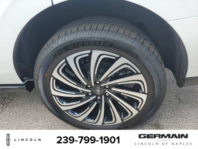 New 2026 Lincoln Navigator Black Label AWD/4WD image 11