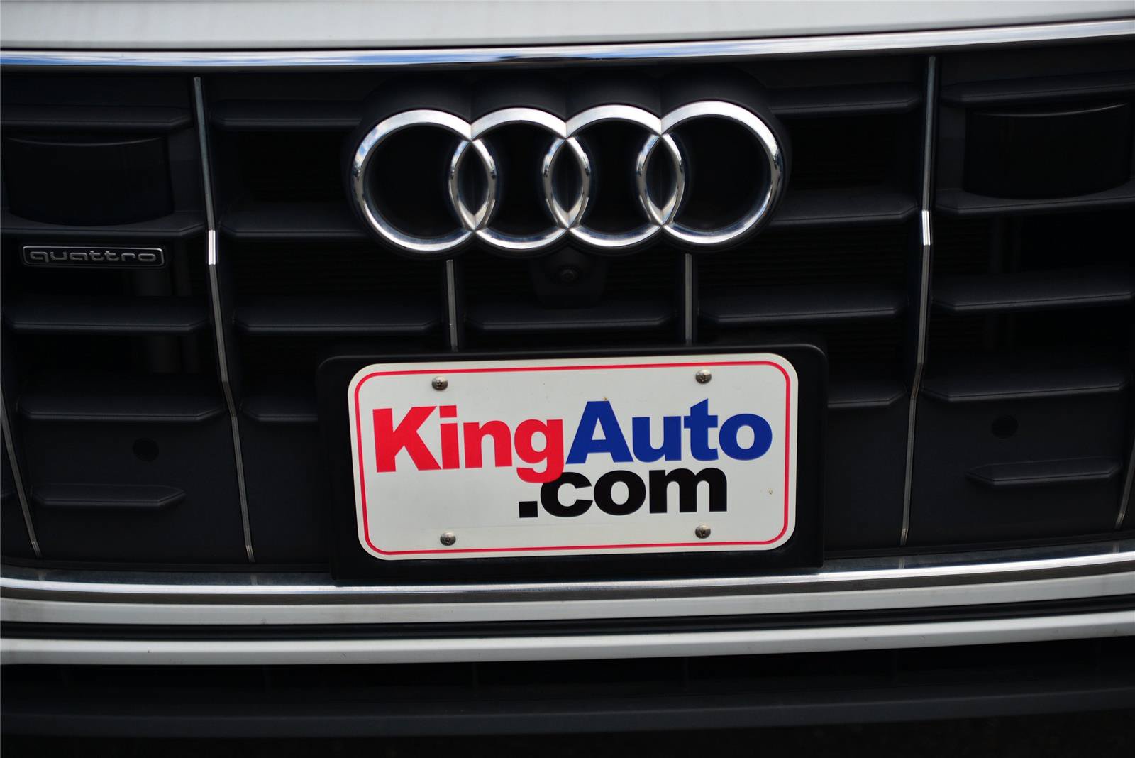 Used 2023 Audi Q8 Premium Plus AWD/4WD image 9