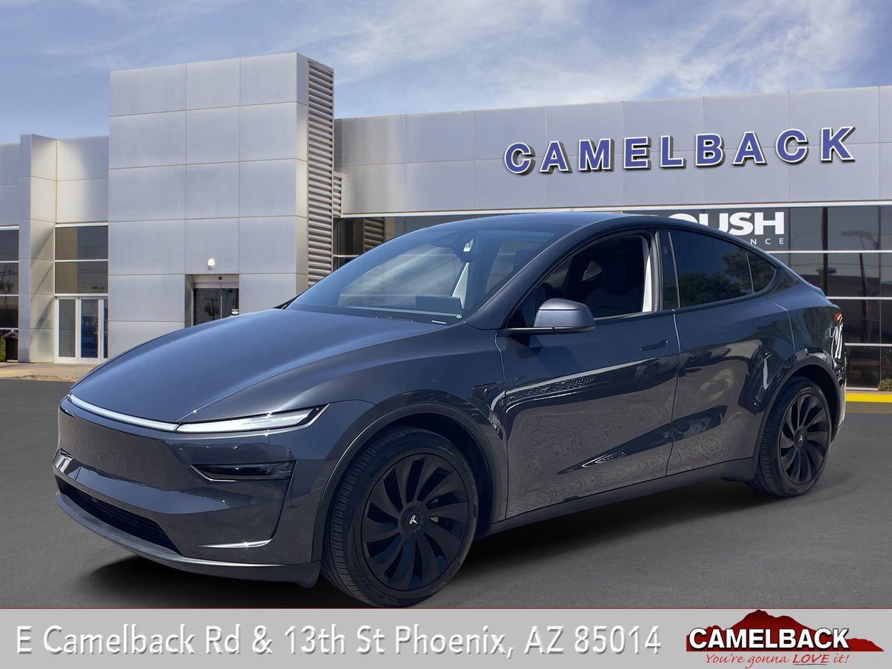 Used 2026 Tesla Model Y 2WD image 1