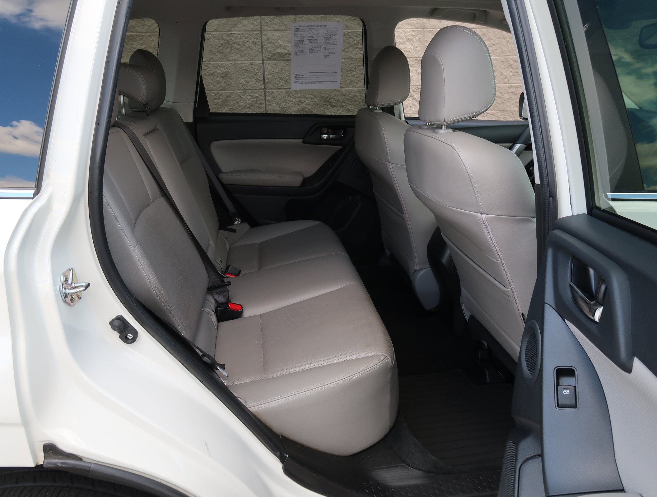Used 2016 Subaru Forester 2.5i Touring w/ Eyesight & Navigation System AWD/4WD image 37