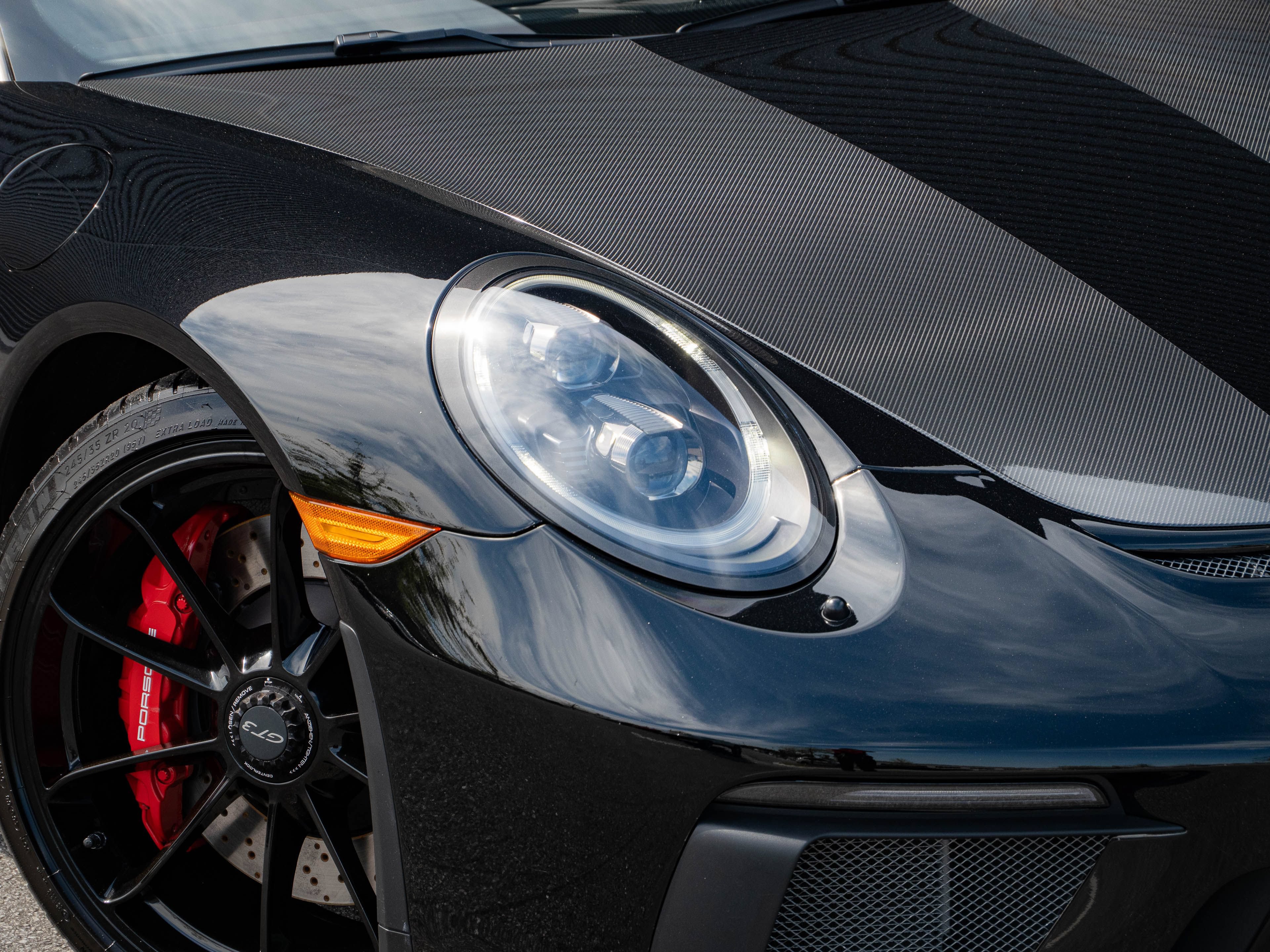 Certified 2018 Porsche 911 GT3 RWD image 26