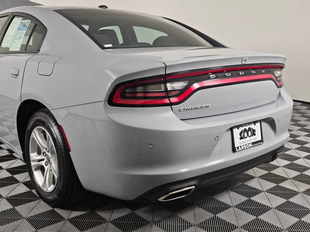 Used 2021 Dodge Charger SXT w/ Leather Interior Group image 13