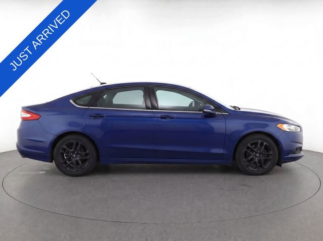 Used 2013 Ford Fusion SE FWD image 4