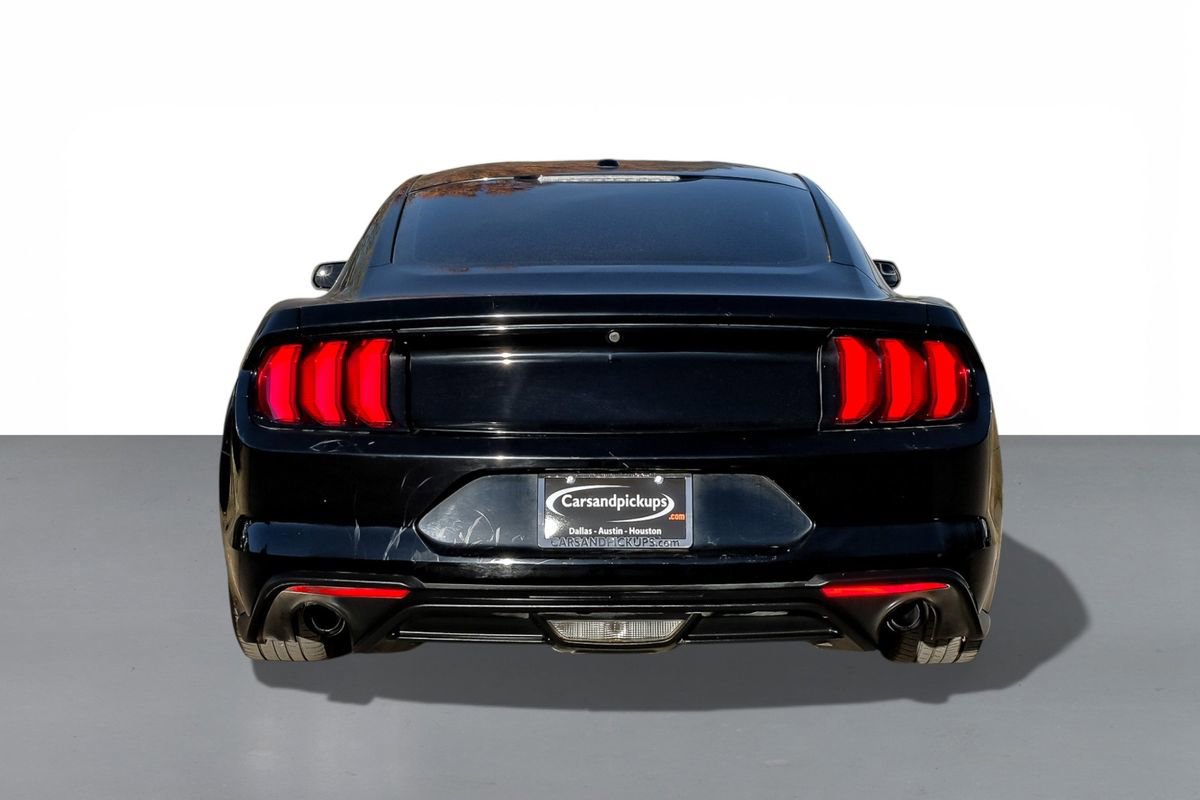Used 2019 Ford Mustang Coupe image 8