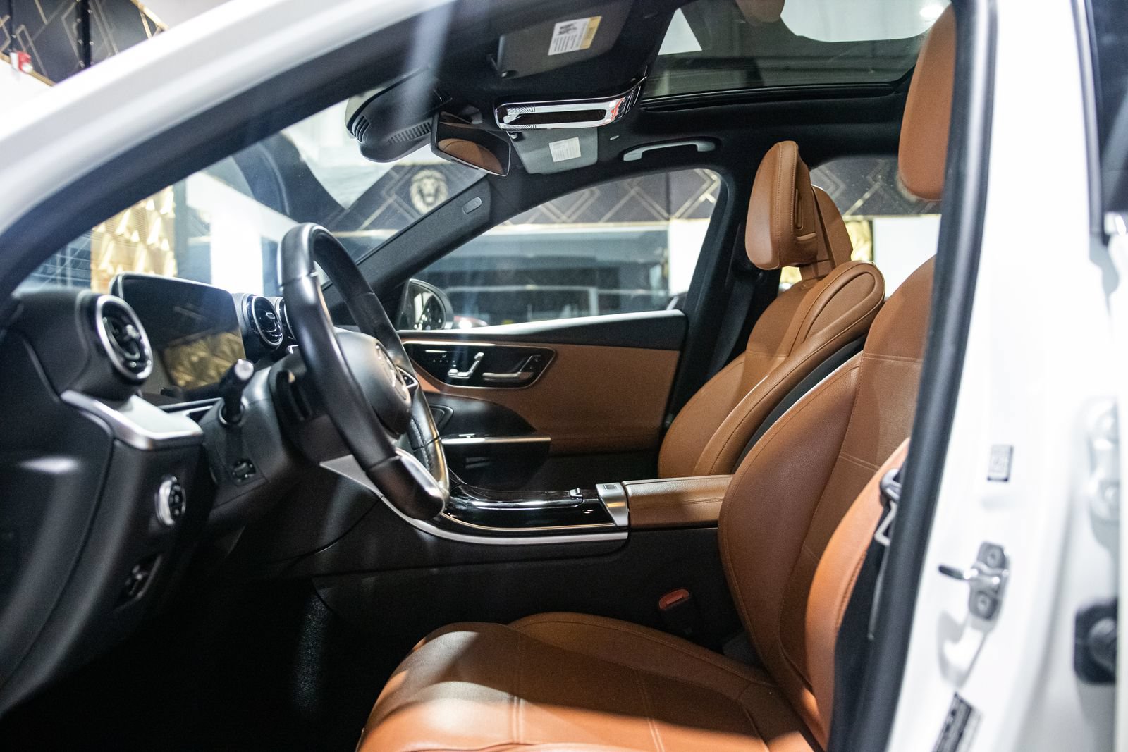 Used 2025 Mercedes-Benz C 300 4MATIC Sedan image 8