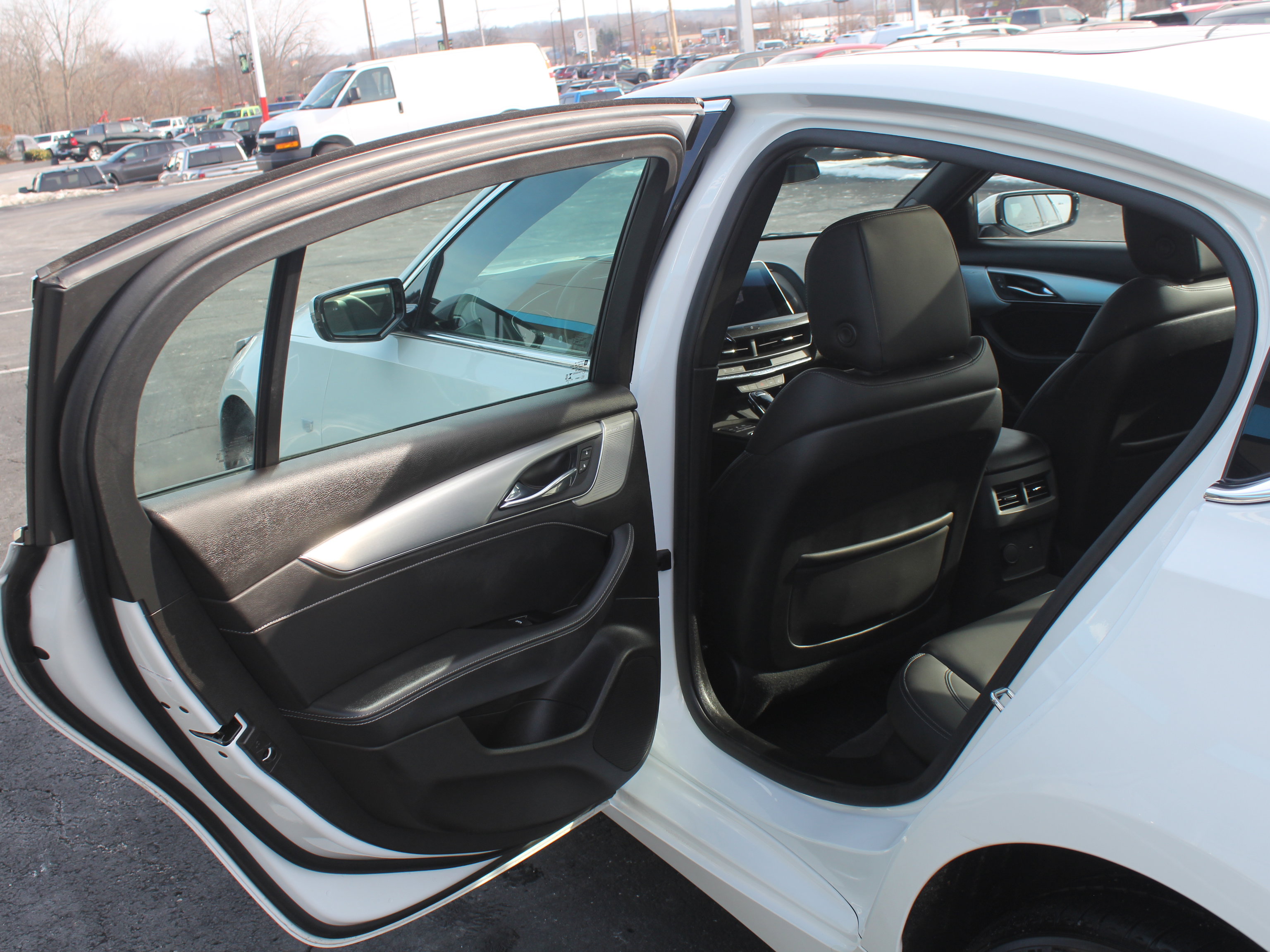 Used 2023 Cadillac CT5 Luxury w/ Sun And Sound Package image 21