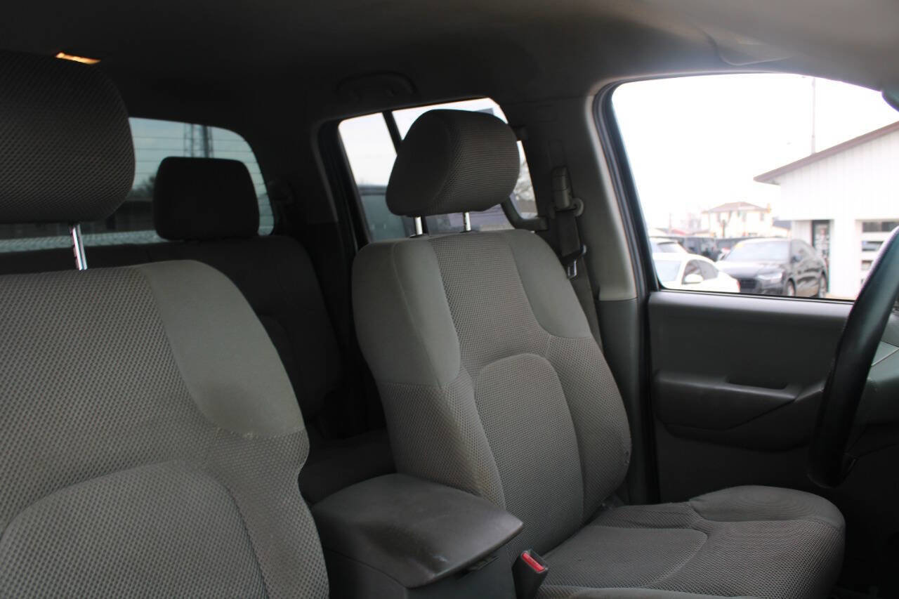 Used 2007 Nissan Frontier SE w/ SE Value Truck Pkg image 14