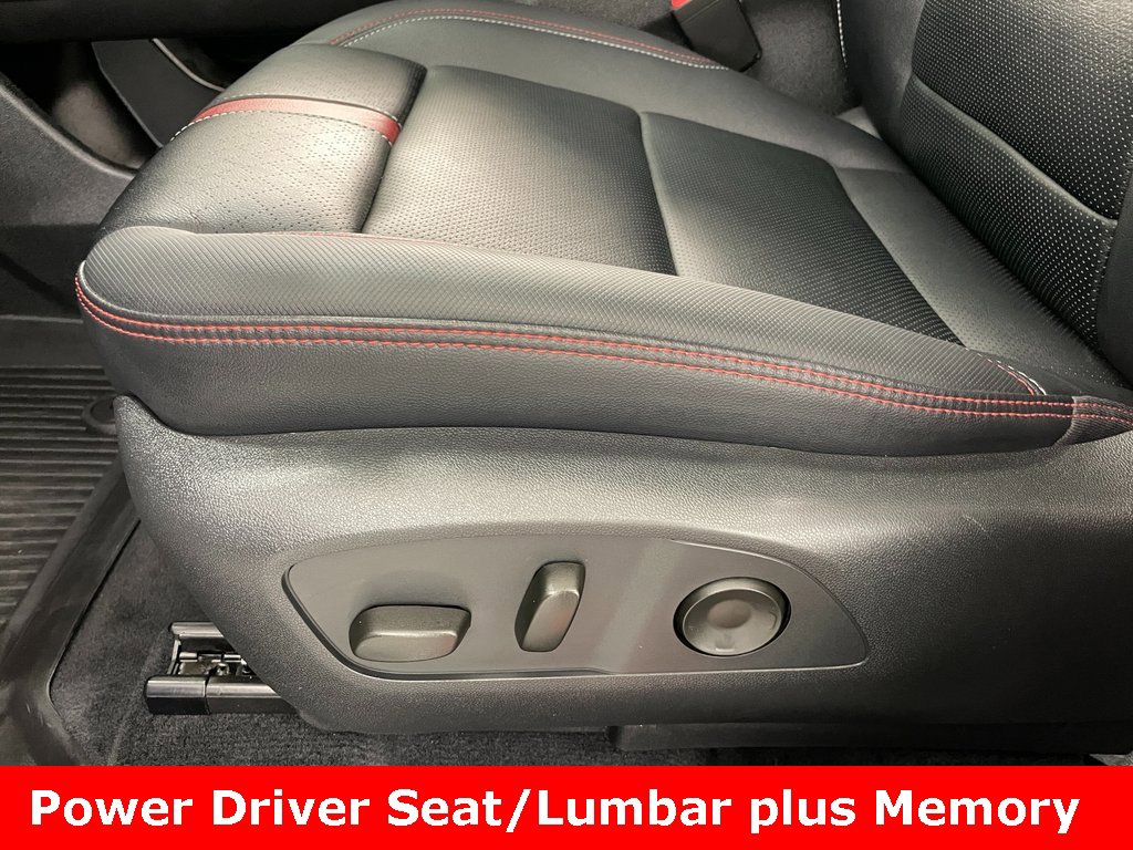 Certified 2024 Chevrolet Traverse RS image 10