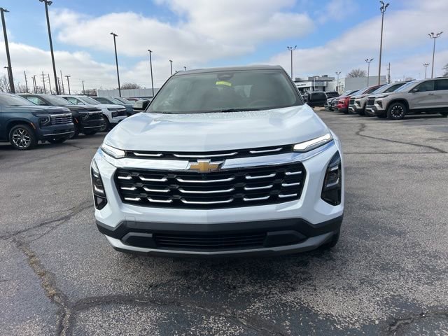 New 2026 Chevrolet Equinox LT w/ LPO, Floor Liner Package FWD image 9