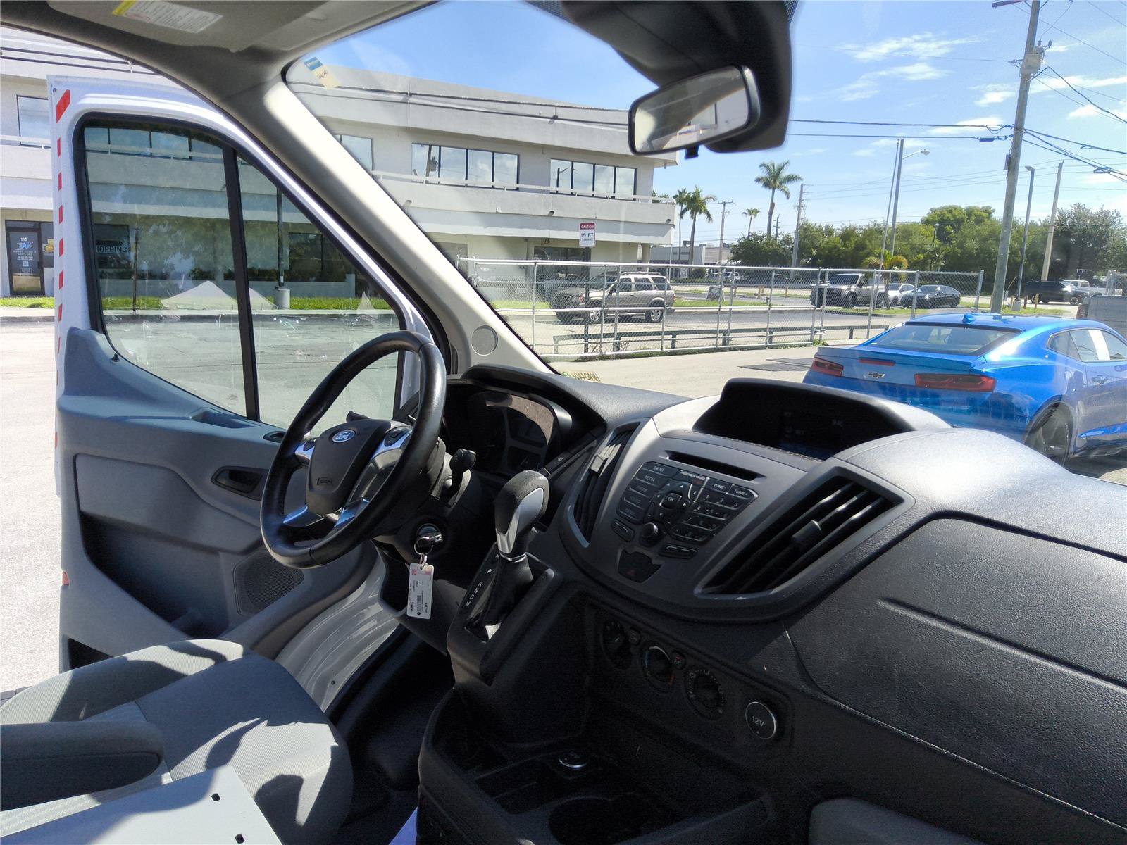 Used 2017 Ford Transit 250 148 Medium Roof RWD image 18