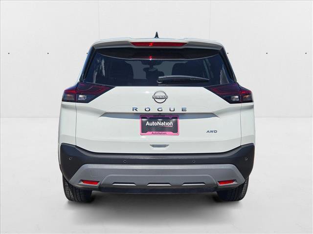Used 2023 Nissan Rogue S image 6