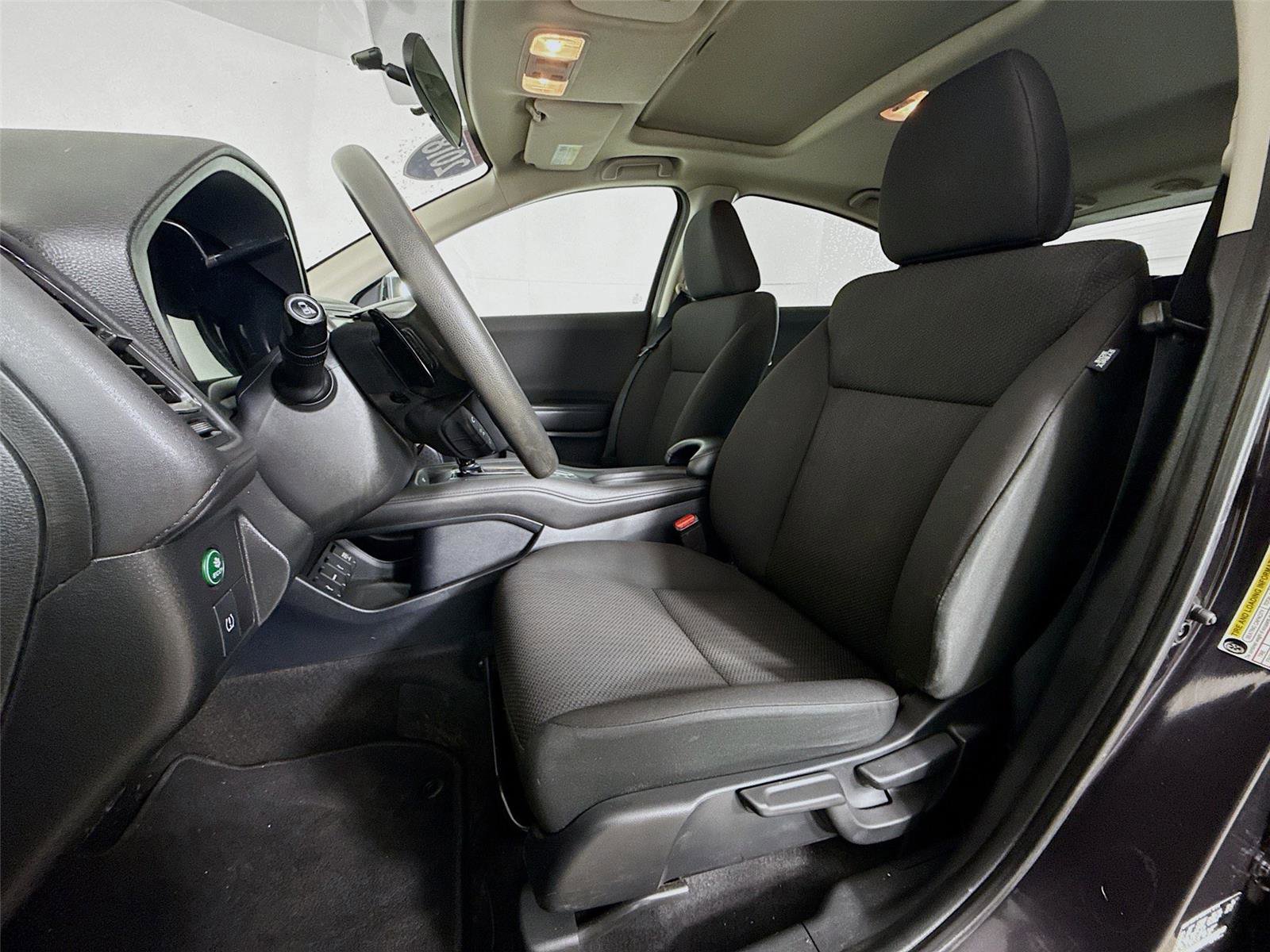 Used 2018 Honda HR-V EX image 21