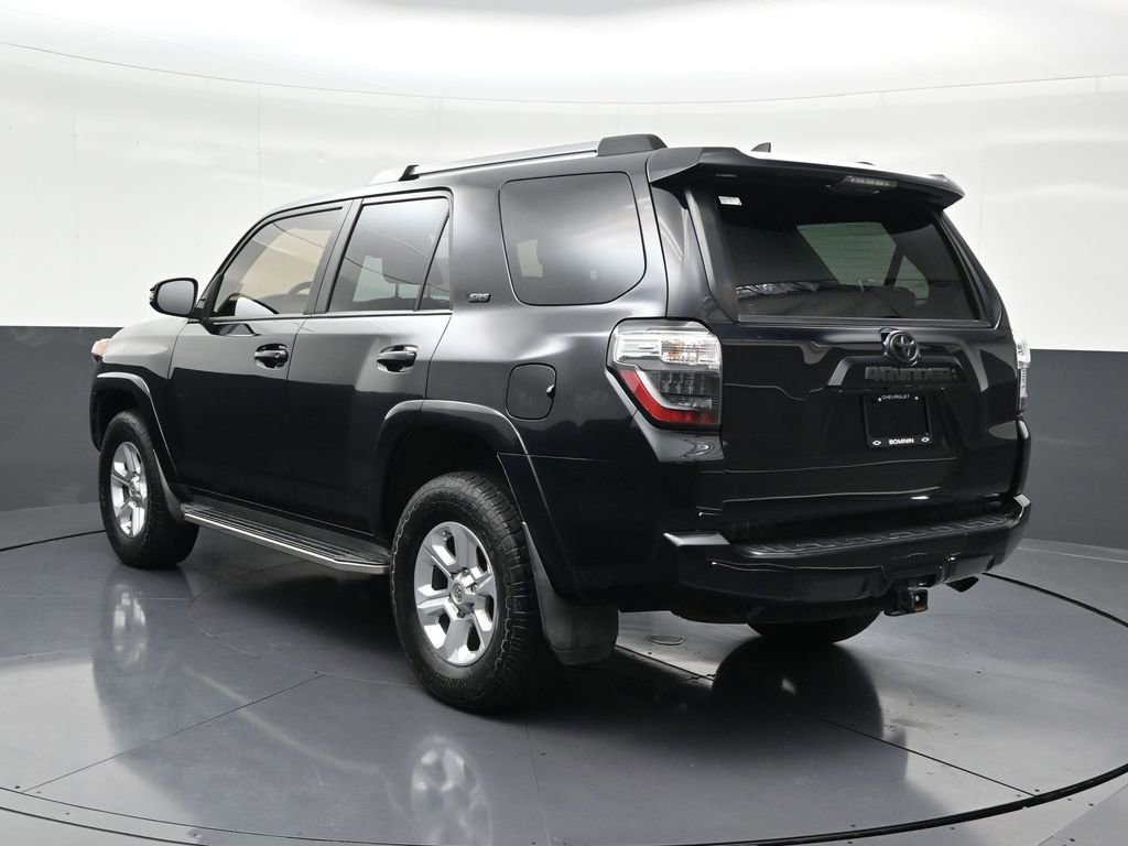Used 2021 Toyota 4Runner SR5 Premium image 3