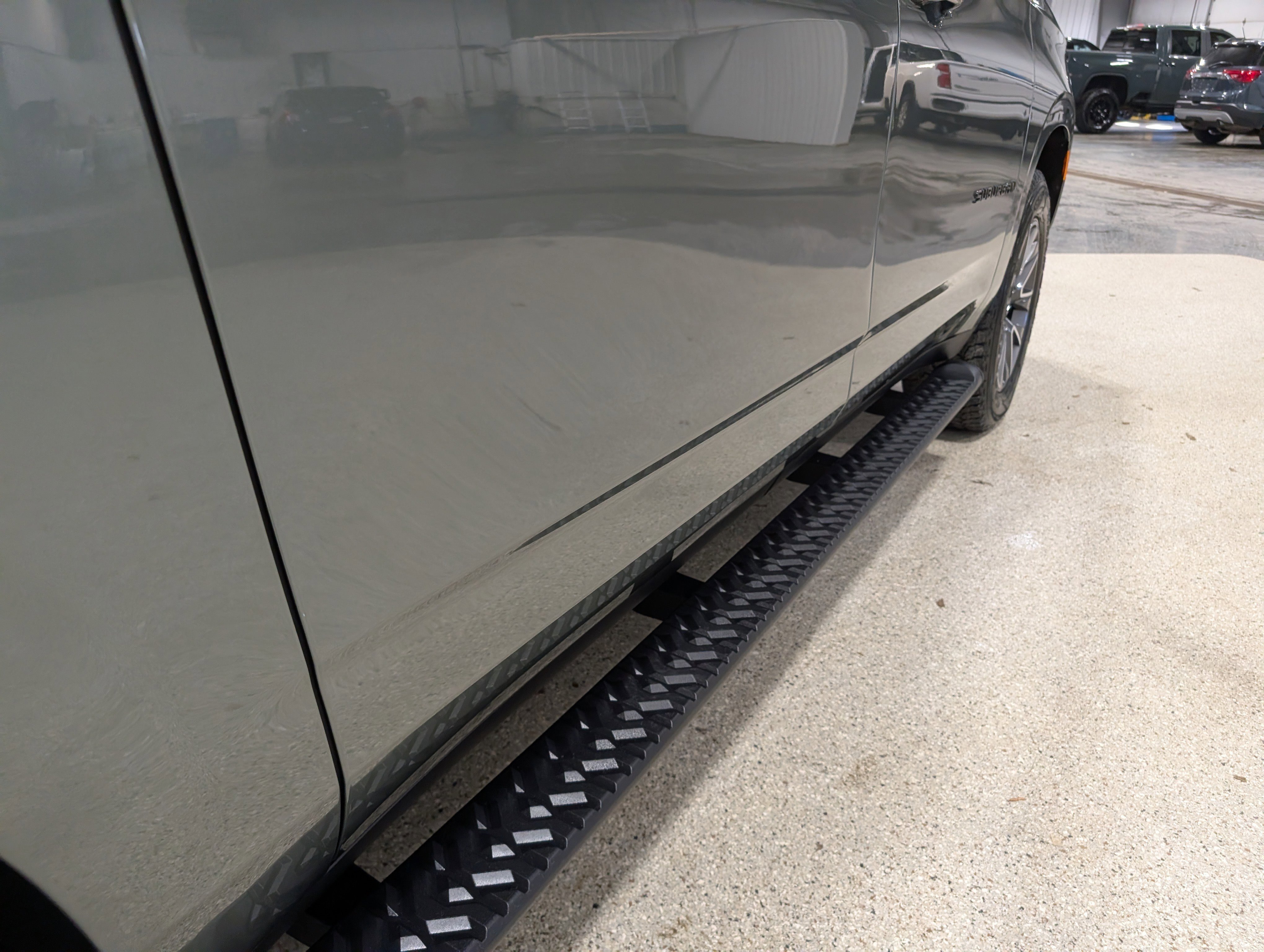 Used 2023 Chevrolet Suburban Z71 w/ Luxury Package image 10