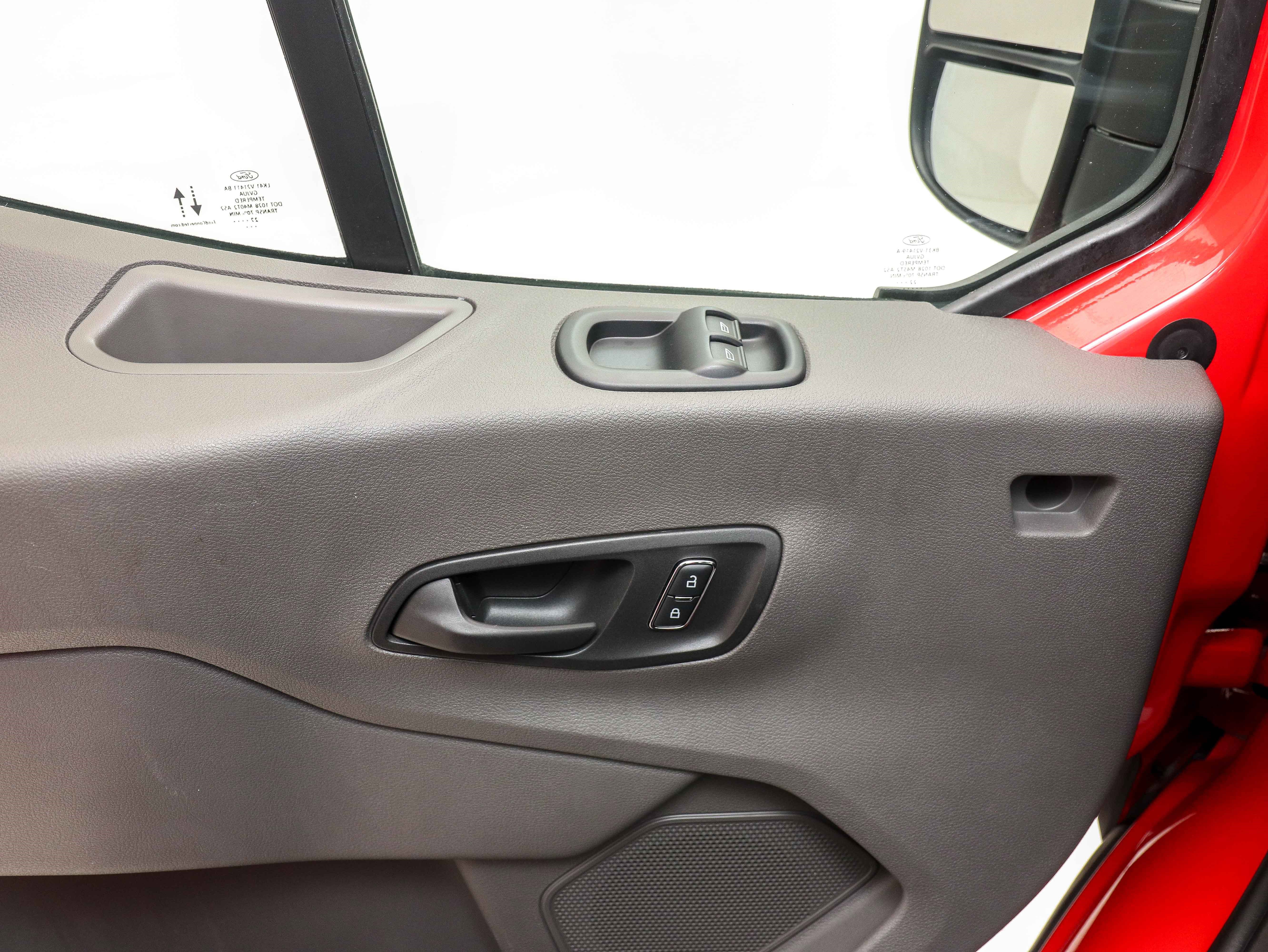 Used 2023 Ford Transit 350 XLT image 22
