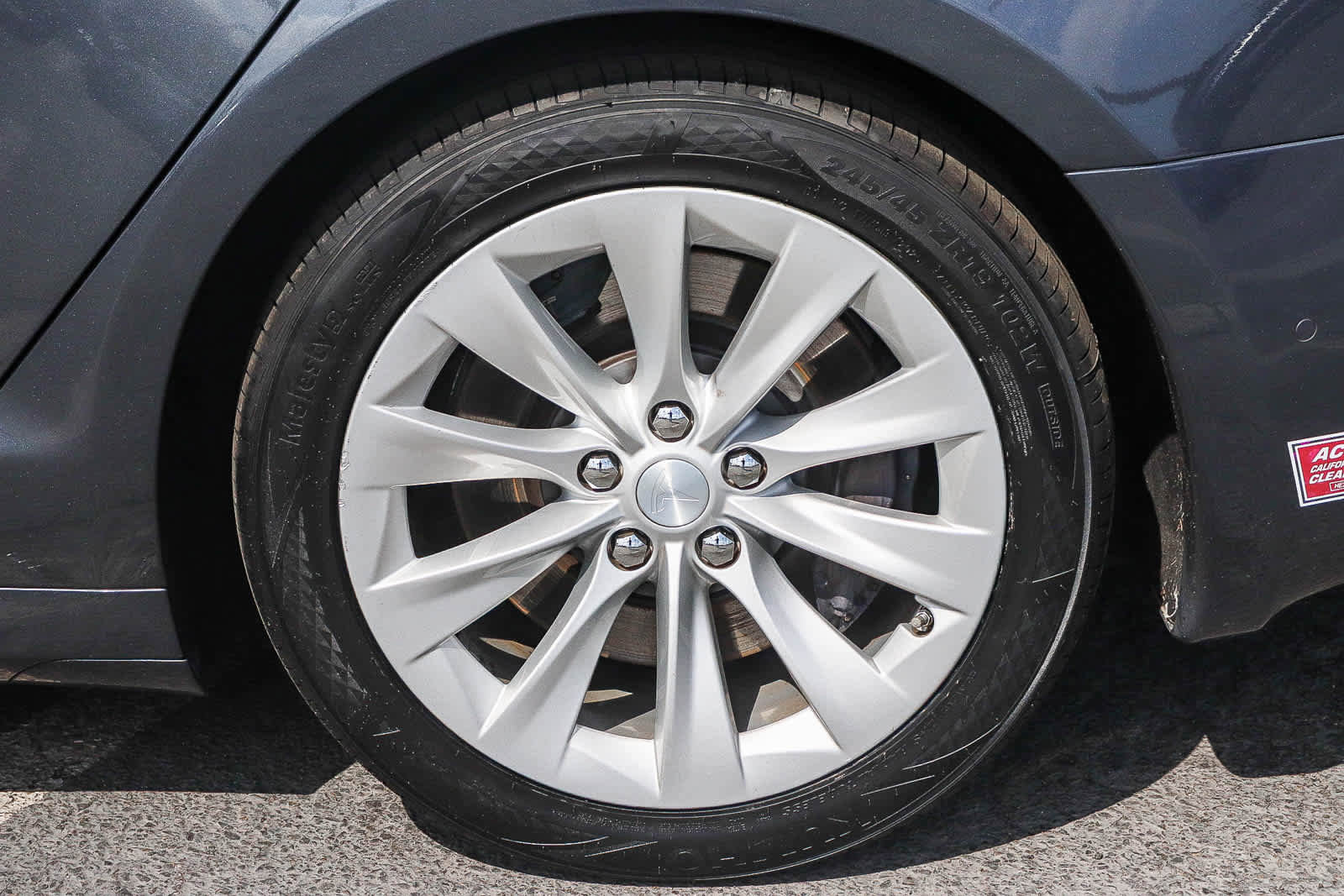 Used 2016 Tesla Model S 70D image 11