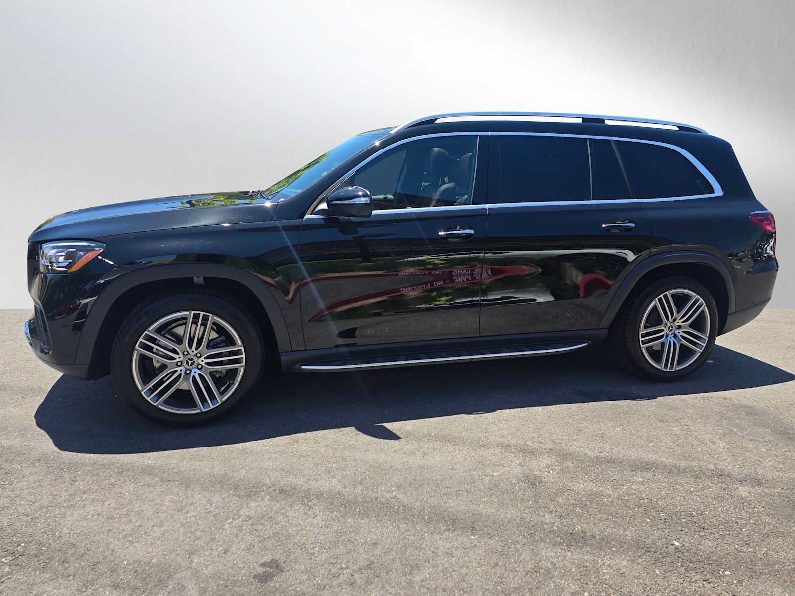 Certified 2026 Mercedes-Benz GLS 450 4MATIC image 6