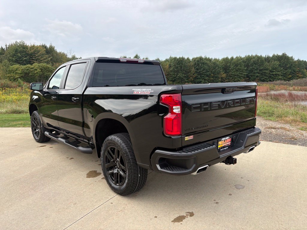 Used 2023 Chevrolet Silverado 1500 LT Trail Boss w/ Protection Package AWD/4WD image 7