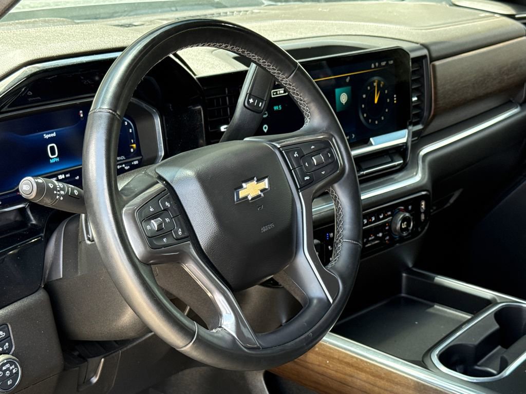 Used 2024 Chevrolet Silverado 3500 High Country w/ High Country Premium Package AWD/4WD image 19