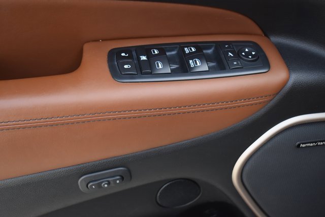 Used 2017 Jeep Grand Cherokee Summit w/ Platinum Series Group image 12
