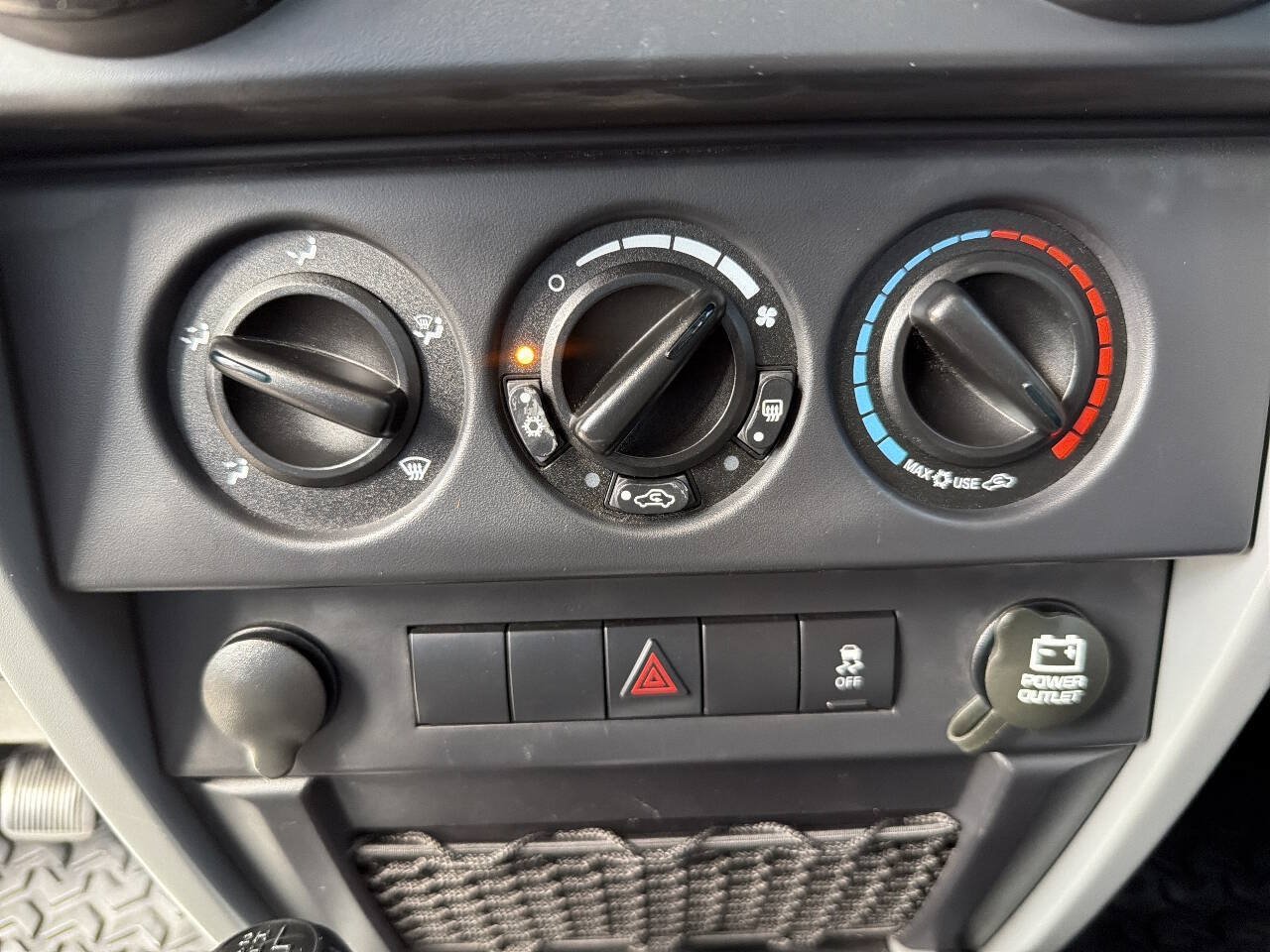 Used 2010 Jeep Wrangler Sport AWD/4WD image 23