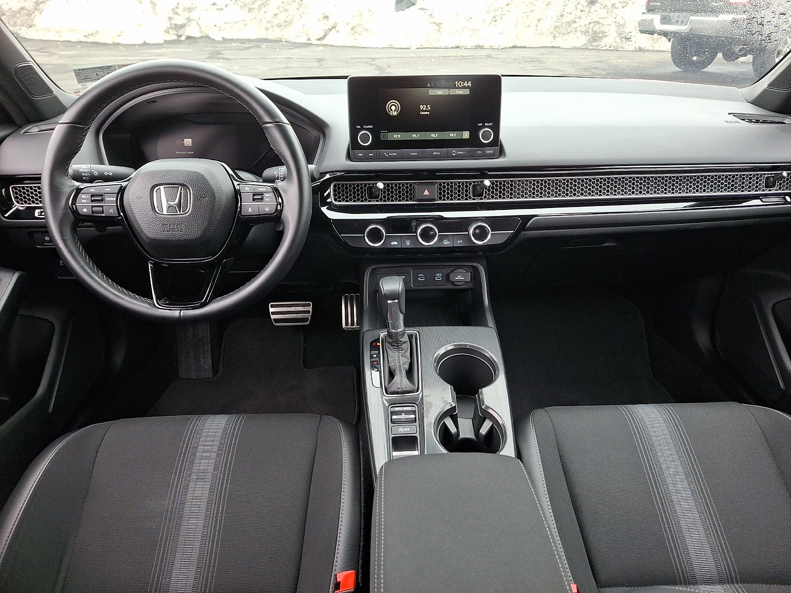 Used 2025 Honda Civic Sport image 11