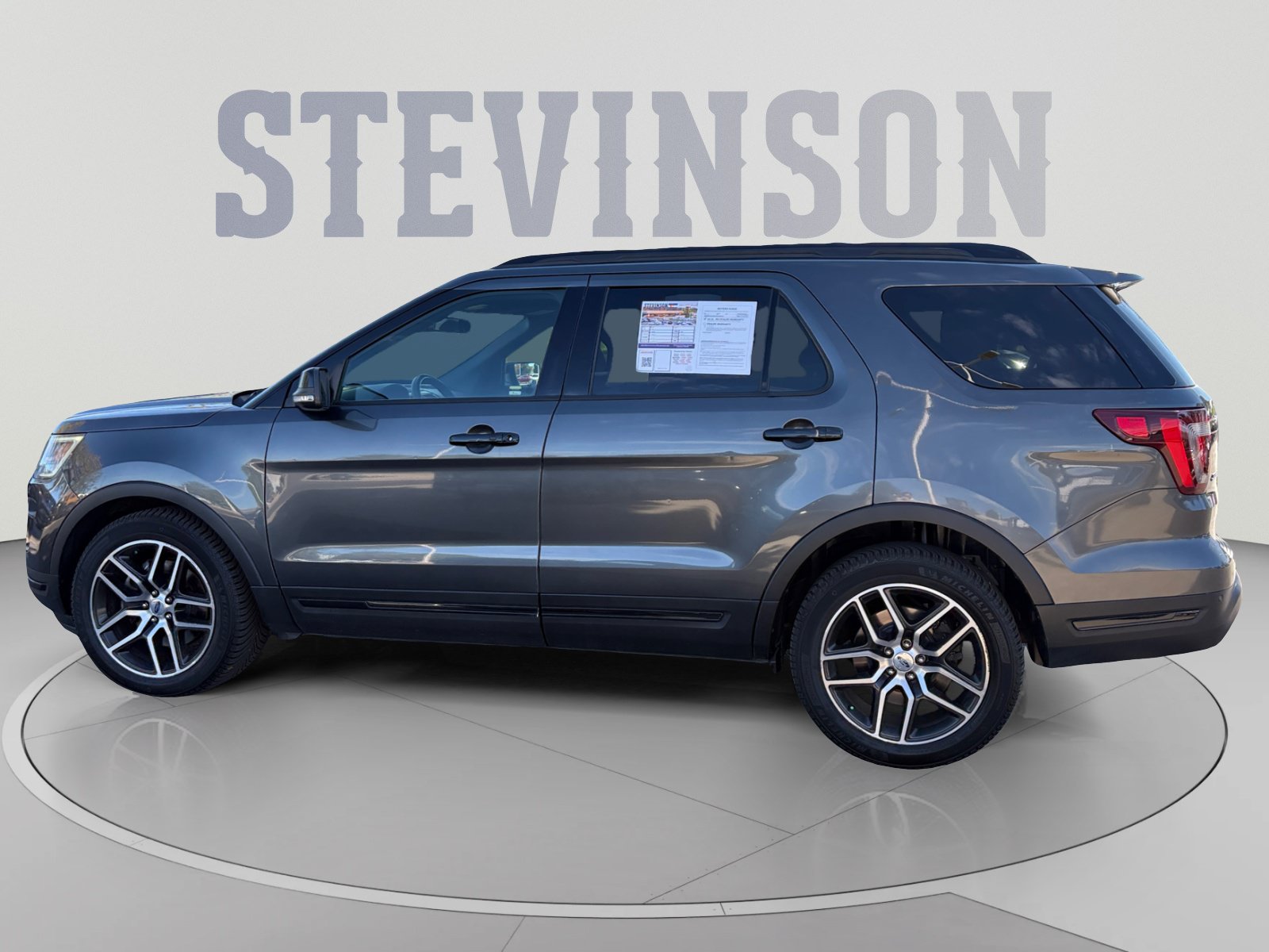 Used 2019 Ford Explorer Sport w/ Equipment Group 401A AWD/4WD image 2
