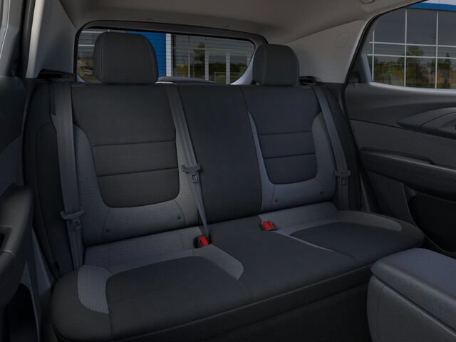 Used 2025 Chevrolet TrailBlazer LS w/ LS Convenience Package AWD/4WD image 17