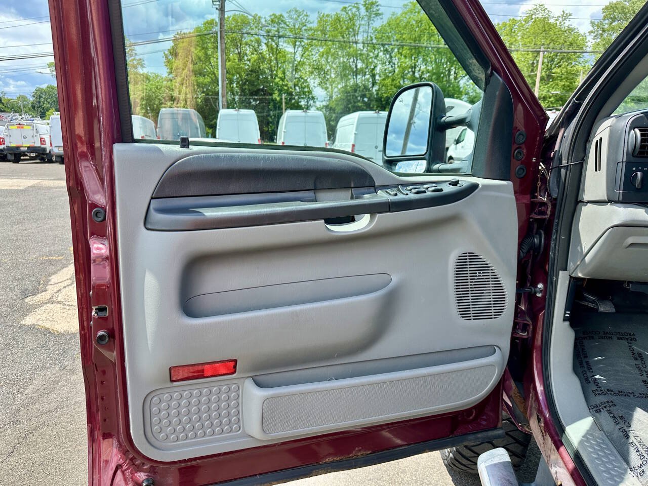 Used 2006 Ford F350 XL AWD/4WD image 11