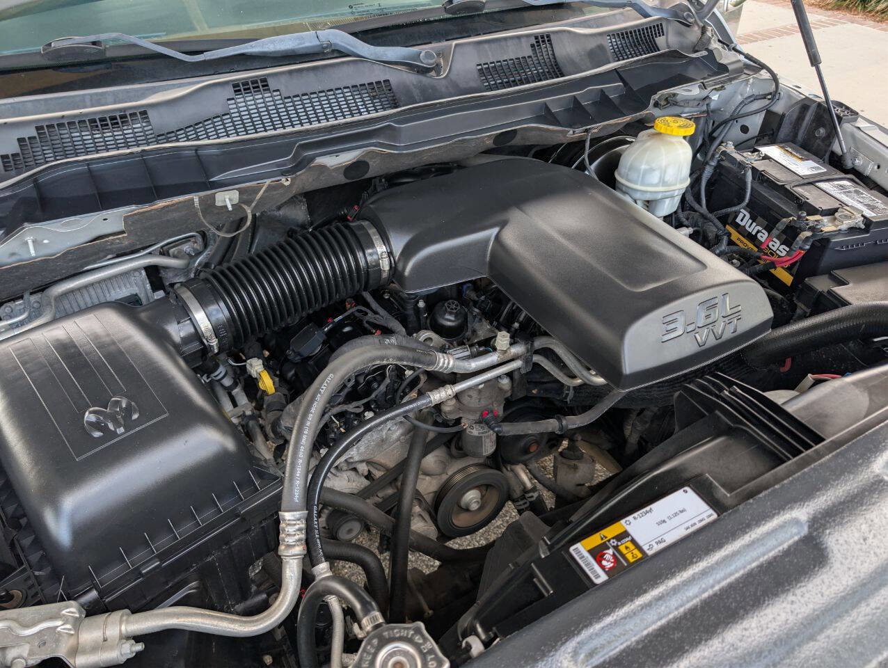 Used 2018 RAM 1500 Classic SLT image 28