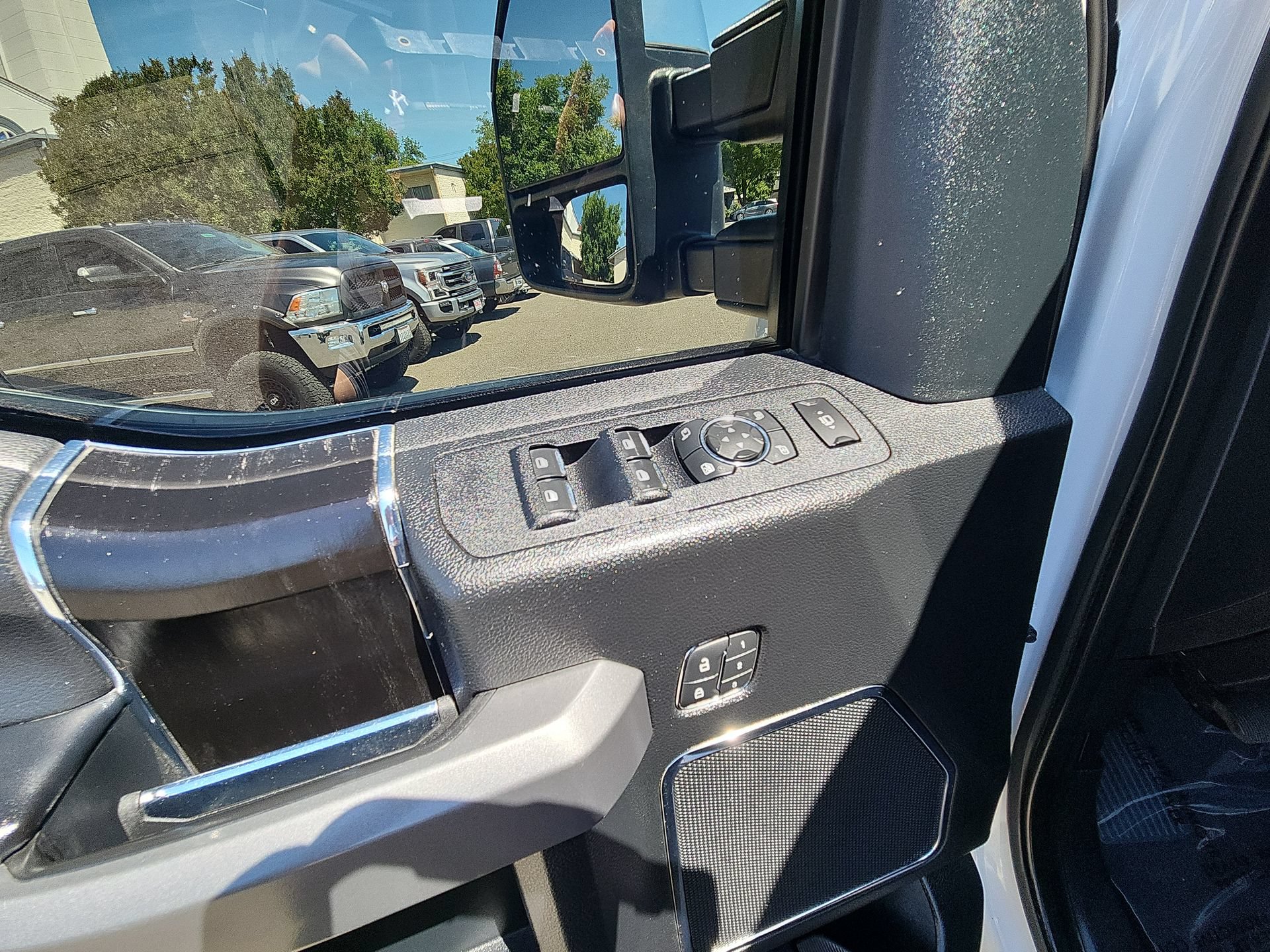 Used 2019 Ford F250 Platinum AWD/4WD image 15