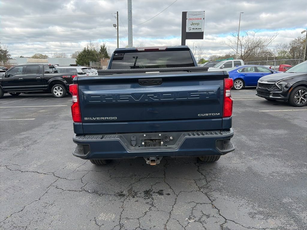 Used 2023 Chevrolet Silverado 1500 Custom image 6